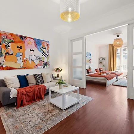 Apartmán Sunny Art Flat W Balcony Heart Of District Vii