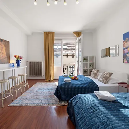 Apartmán Sunny Art Flat W Balcony Heart Of District Vii Budapešť